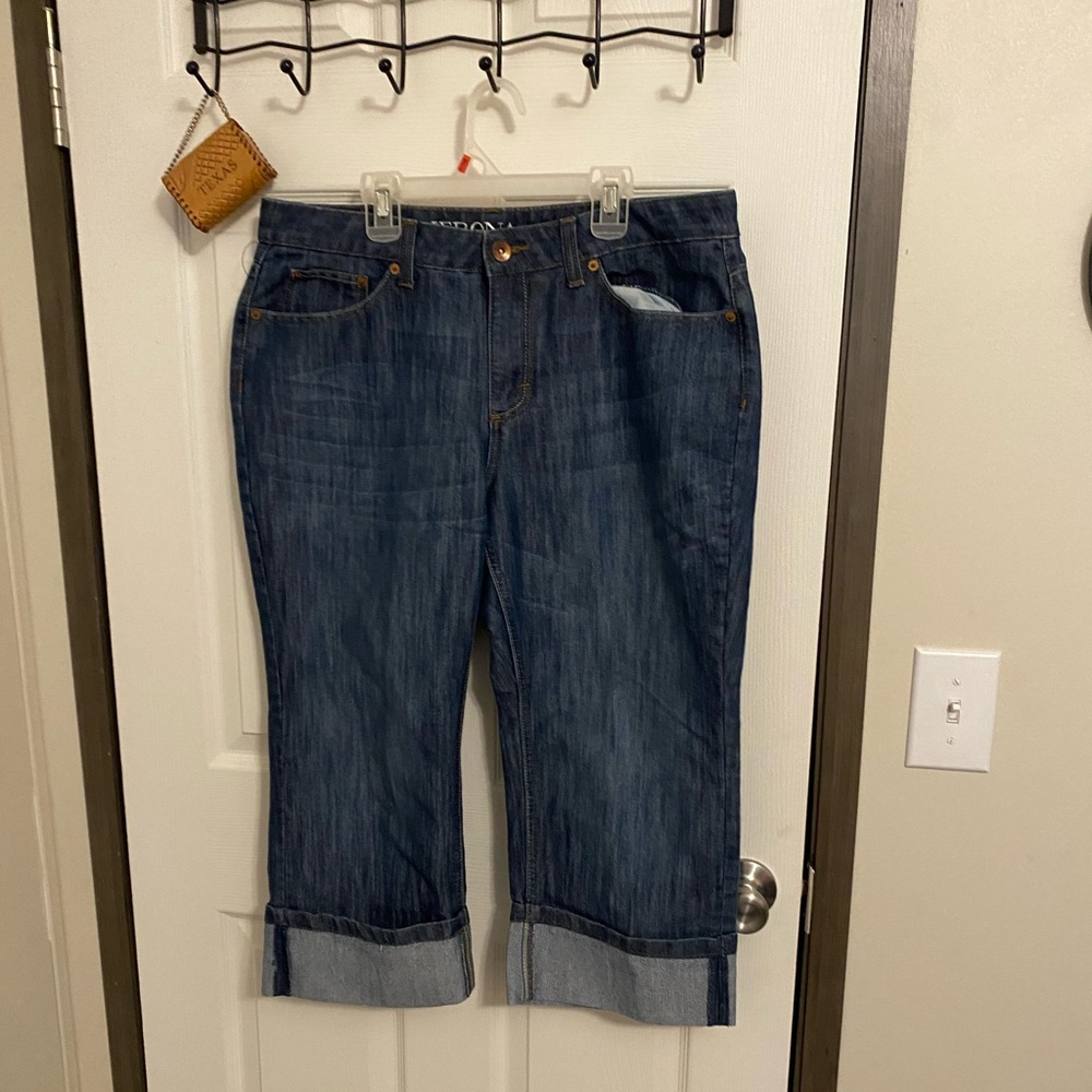 Merona cropped capris